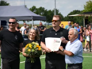 Vereinsvorsitzender Mathias Ufer erhält die Ehrennadel in Silber